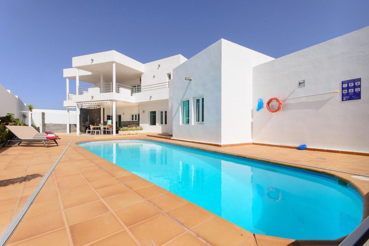 Las Perseidas Costa Teguise Exterior photo